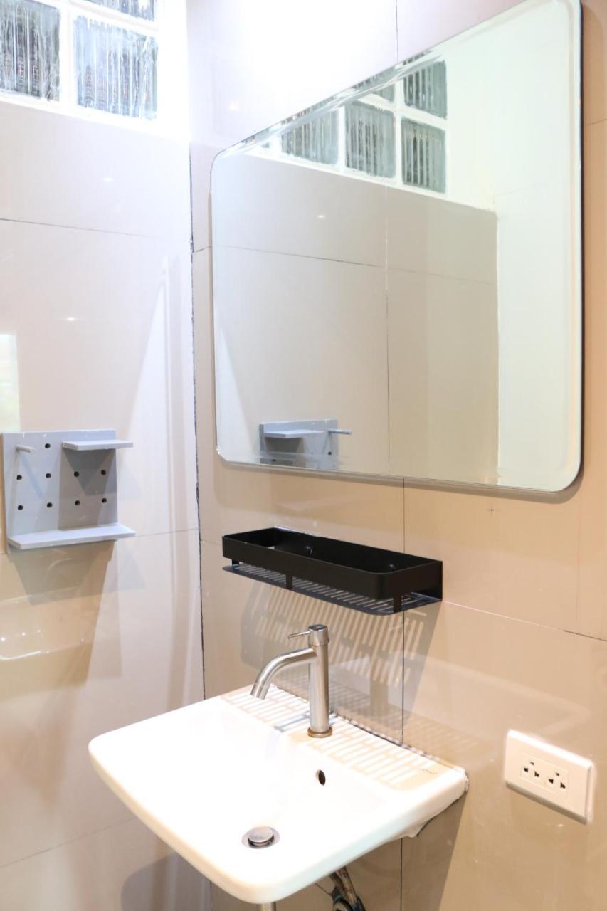 Aparthotel Nato House Ekkamai Bangkok Habitación foto